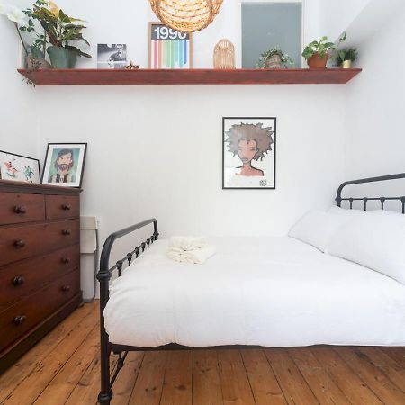 לונדון Pass The Keys Rustic And Quirky Flat In Charming Charlton Village מראה חיצוני תמונה