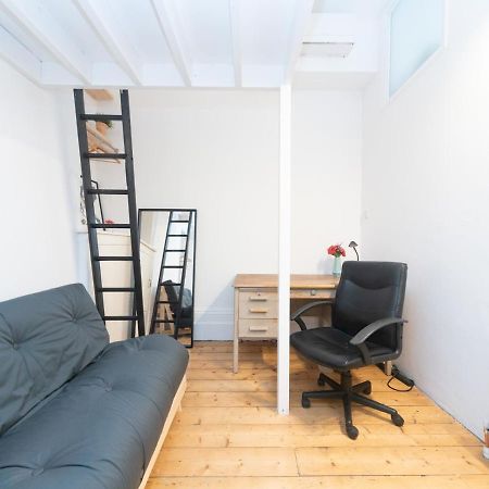 לונדון Pass The Keys Rustic And Quirky Flat In Charming Charlton Village מראה חיצוני תמונה