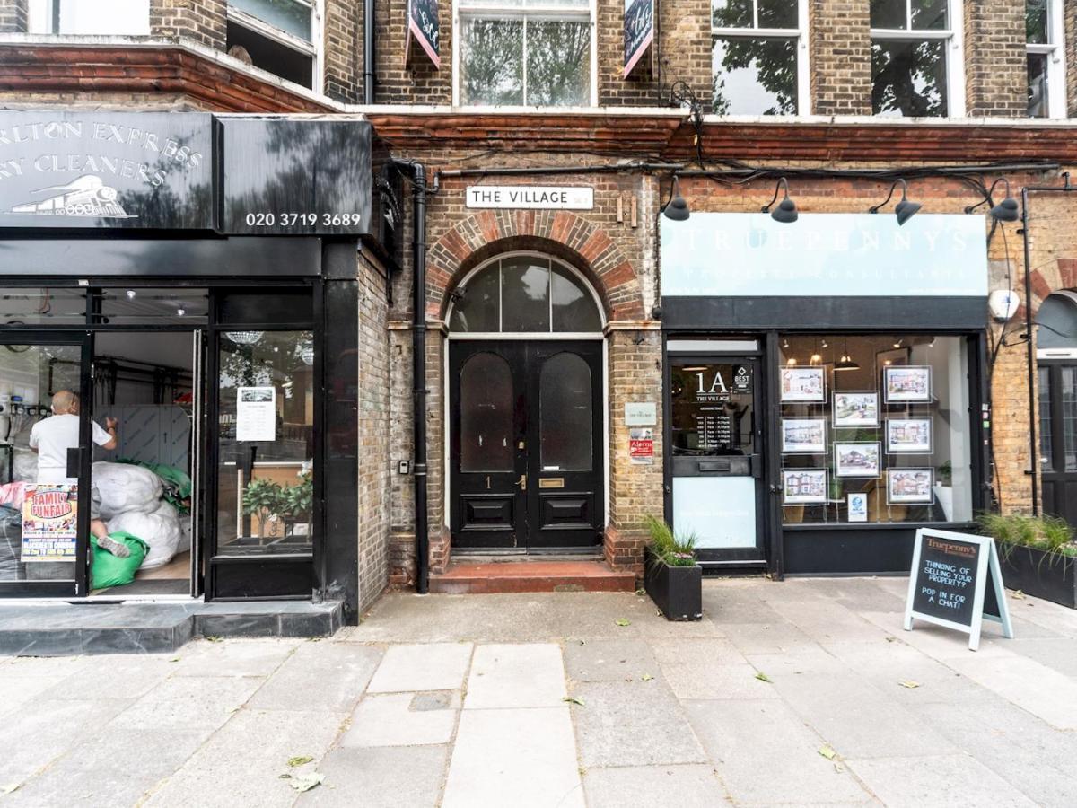 לונדון Pass The Keys Rustic And Quirky Flat In Charming Charlton Village מראה חיצוני תמונה
