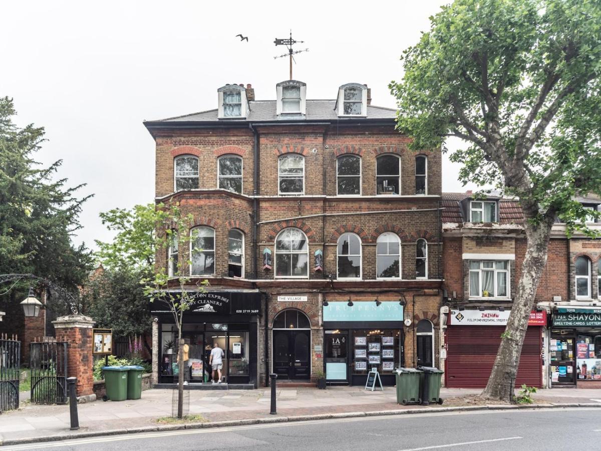 לונדון Pass The Keys Rustic And Quirky Flat In Charming Charlton Village מראה חיצוני תמונה