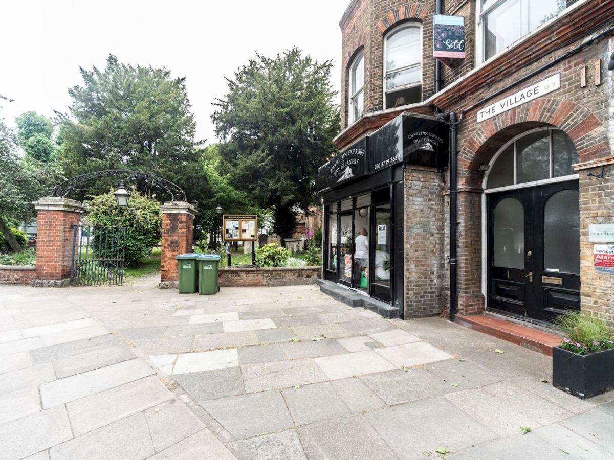 לונדון Pass The Keys Rustic And Quirky Flat In Charming Charlton Village מראה חיצוני תמונה